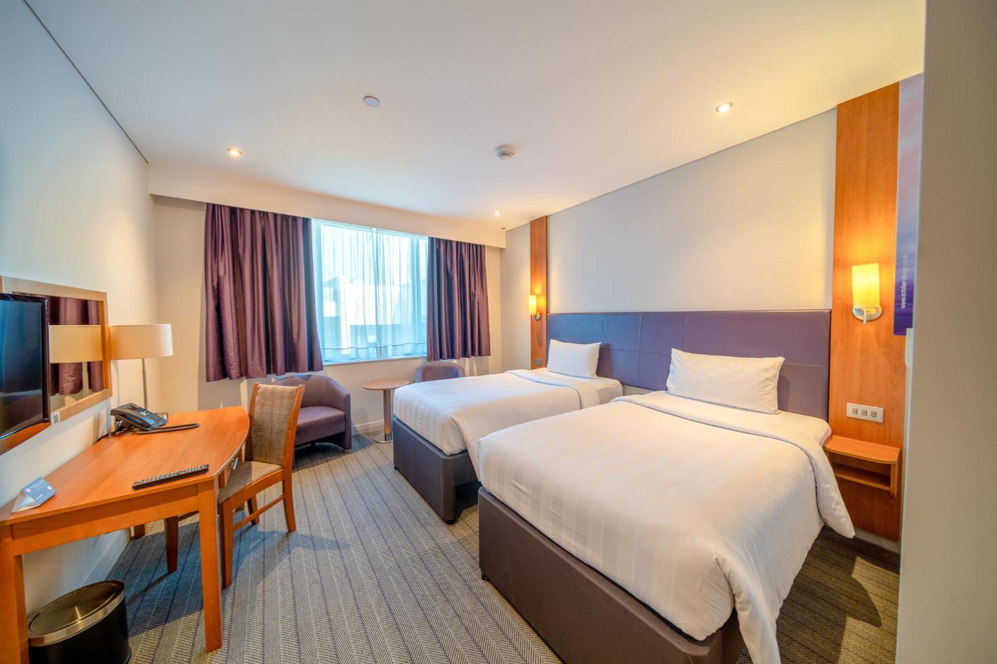 Premier Inn Abu Dhabi Airport Business Park Eksteriør bilde