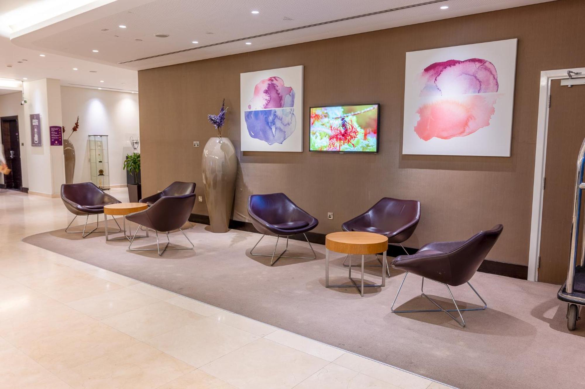 Premier Inn Abu Dhabi Airport Business Park Eksteriør bilde